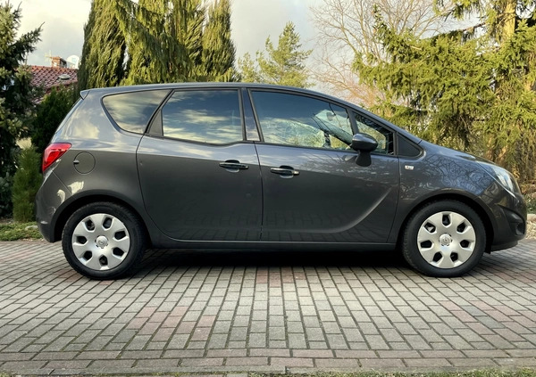 Opel Meriva cena 22900 przebieg: 192986, rok produkcji 2011 z Wrocław małe 781